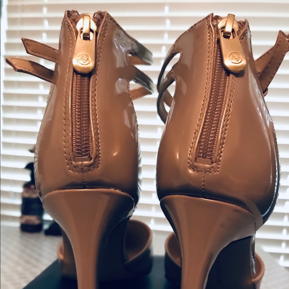 Adrienne Vittadini pump color Mushroom - Picture 4 of 7